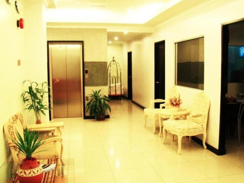 Adel Hotel Kota Kinabalu Extérieur photo